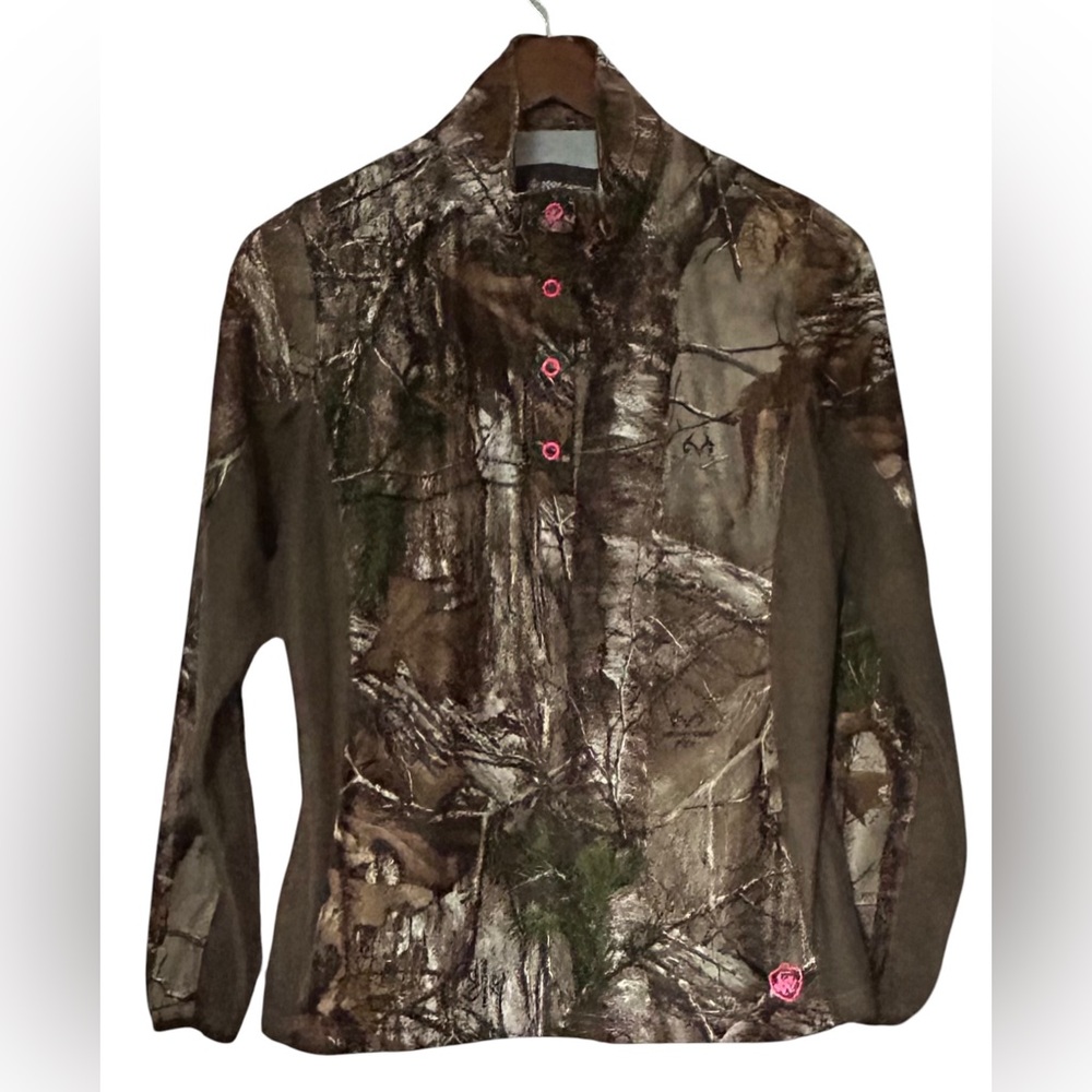 Women’s Game Winner RealTree 1/4 Snap Shirt SZ S
